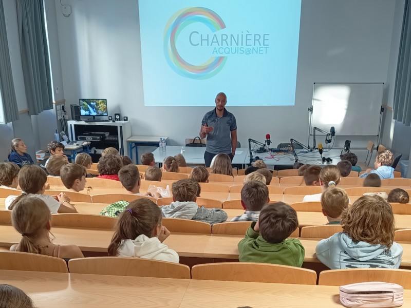 03_Charnieres